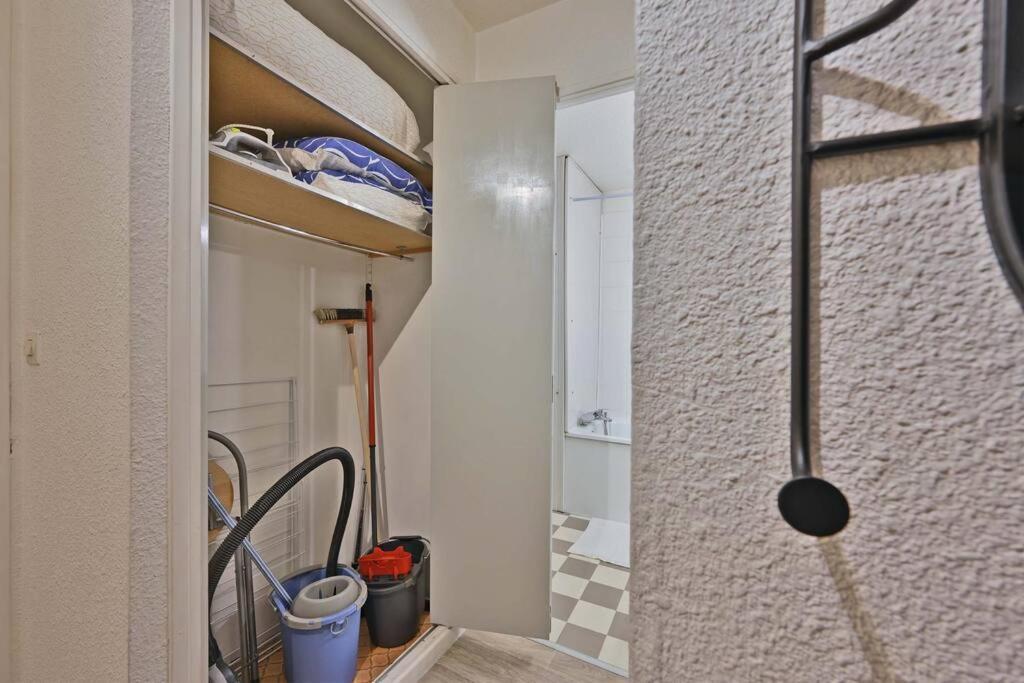 Les Comtadins - Parking Gratuit - Balcon - Clim Lejlighed Avignon Eksteriør billede